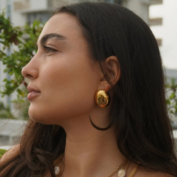 18K Gold Plated Oversized Oval Earrings*Chunky Puff Earrings *High Gloss Finish - Picture 4 of 8